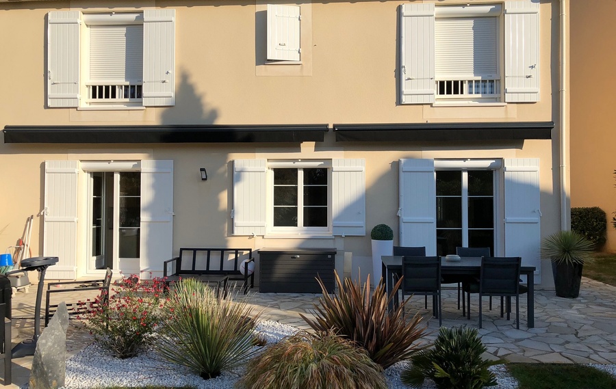 Volets battants classiques à ST SULPICE