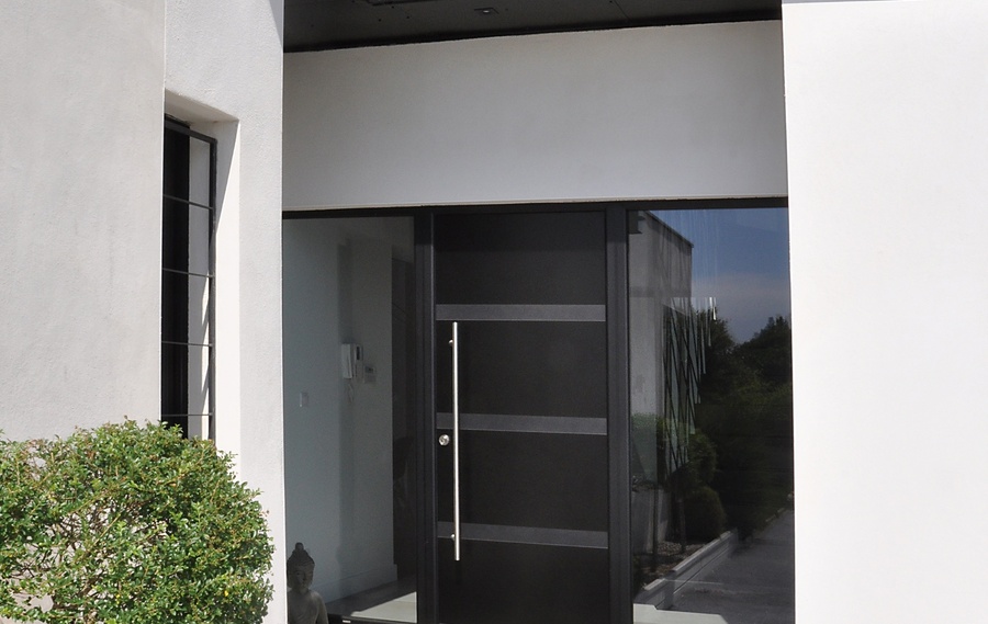 Notre gamme de portes d'entrée en ALU CLASSIQUE et CONTEMPORAINE à ST SULPICE